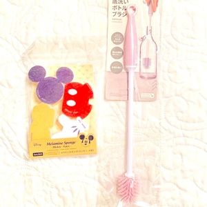 NWT set of Mickey Mouse melamine sponges and bottle brush